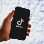 В Україні хочуть заборонити TikTok: хто автор ініціативи і наскільки це реально?