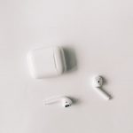 Як почистити AirPods від вушної сірки за 60 секунд: покрокова інструкція