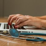Лікування раку харчовою содою: що говорять дослідження про її ефективність