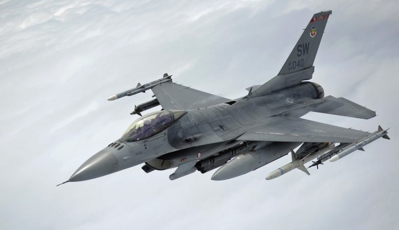 Росія націлилася на авіабази Польщі та Румунії з українськими F-16