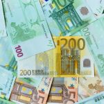 Курс валют на 24.09.2024: скільки коштують долар, євро і злотий