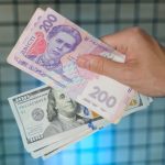 Курс валют на 11.10.2024: скільки коштують долар, євро і злотий