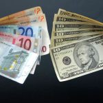 Курс валют на 23.10.2024: скільки коштують долар, євро і злотий