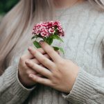 Іменини Віри в Україні 2024: зворушливі SMS, картинки та листівки