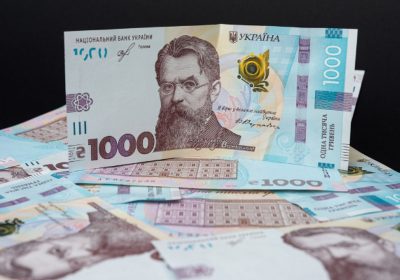 Курс валют на 15.11.2024: скільки коштують долар, євро і злотий