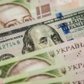 Курс валют на 30.12.2024: скільки коштують долар, євро і злотий