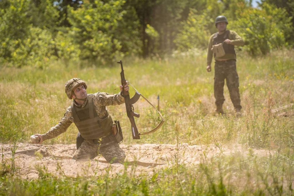 Коли стартує обов'язкова базова загальновійськова підготовка для студентів і скільки триватиме навчання