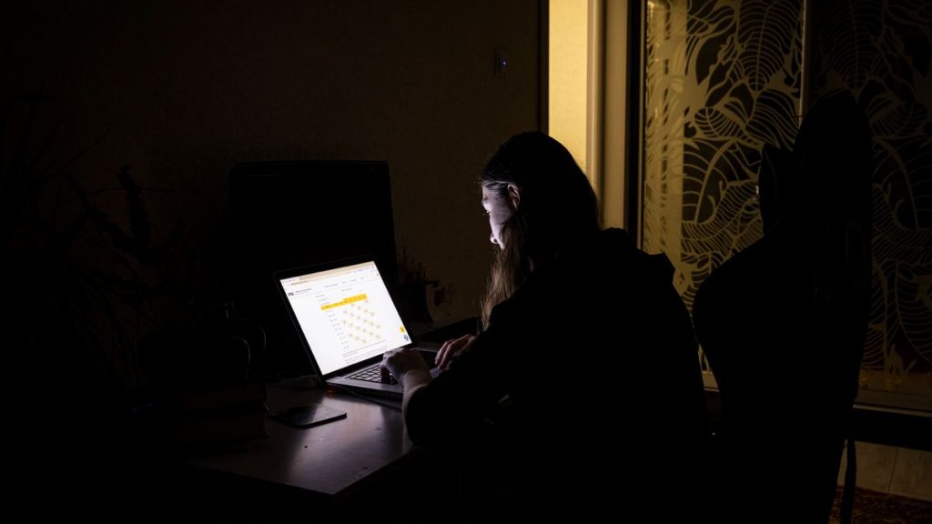 Графіки відключення світла Закарпаття 20 січня: актуальна інформація