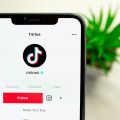 Як завантажити свою музику в TikTok: покрокова детальна інструкція