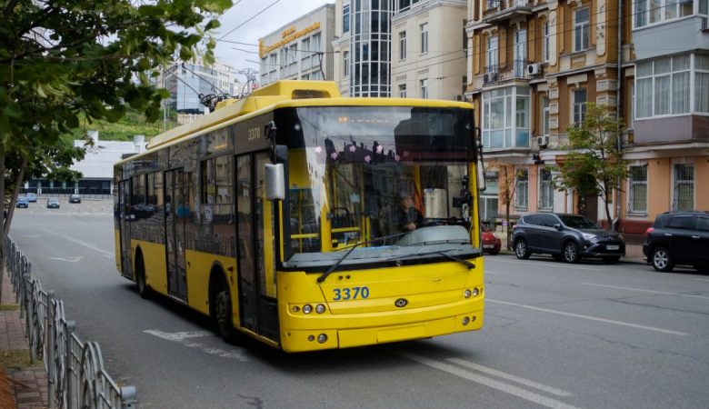 Як працюватиме транспорт у Києві під час тривоги: нові правила від КМВА