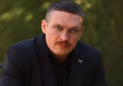 Олександр Усик отримав ступінь доктора філософії у сфері права