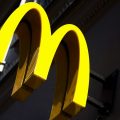 McDonald’s повертає сніданки в 6 міст України: що з’явиться в меню