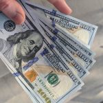 Курс валют на 23.04.2025: скільки коштують долар, євро і злотий
