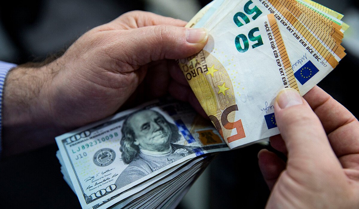 Курс валют на 22.04.2025: скільки коштують долар, євро і злотий
