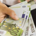 Курс валют на 1.05.2025: скільки коштують долар, євро і злотий