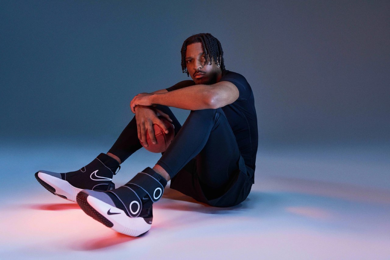 Nike випустила «розумні» кросівки: що вміють і скільки коштують
