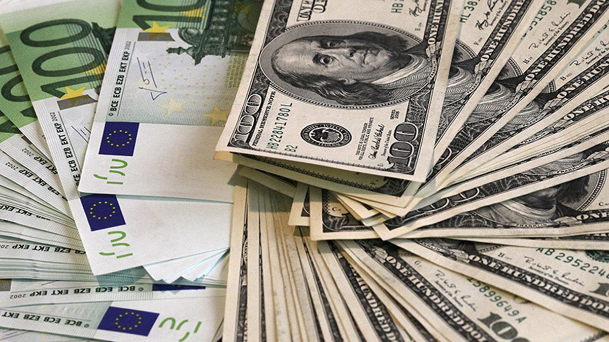 Курс валют на 7.04.2025: скільки коштують долар, євро і злотий