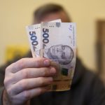 До Дня Незалежності в Україні виплатять допомогу постраждалим від війни та ветеранам: хто і скільки отримає