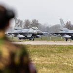Перший бойовий виліт українського F-16 потрапив у кадр: відео бойового застосування по ворожій цілі
