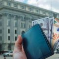Курс валют на 8.05.2025: скільки коштують долар, євро і злотий