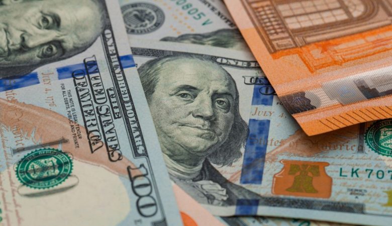 Курс валют на 9.05.2025: скільки коштують долар, євро і злотий