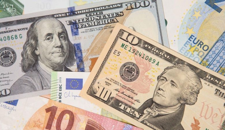 Курс валют на 12.05.2025: скільки коштують долар, євро і злотий
