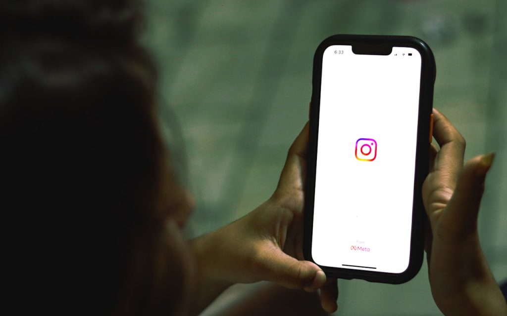 Нова функція «Ви можете захотіти заблокувати» в Instagram: як користуватися