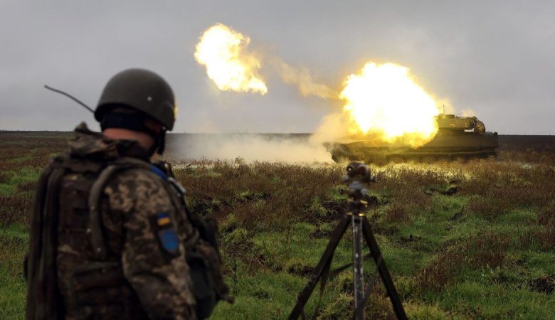 Європейським лідерам не треба гаяти час, не буде ніякого припинення вогню, – Роман Безсмертний