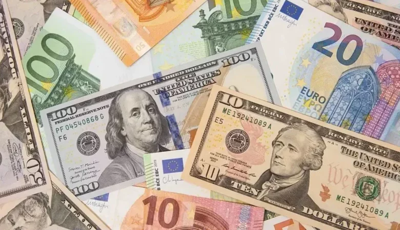 Курс валют на 22.05.2025: скільки коштують долар, євро і злотий