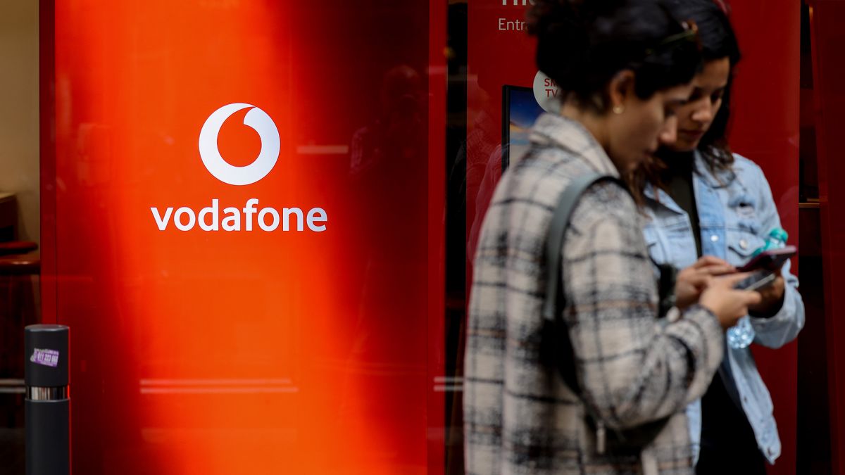 Vodafone масово блокує номери: що робити і як відновити номер після несплати тарифу