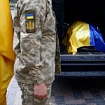 В Україну повернули тіла 1212 загиблих захисників: коли та як встановлять особи полеглих воїнів