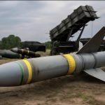 США скоротили поставки озброєння: чому Київ залишився без високоточних ракет