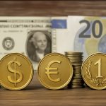 Курс валют на 22.07.2025: скільки коштують долар, євро і злотий