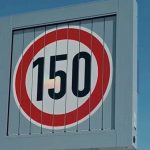 Чехія стане першою країною ЄС, яка введе обмеження швидкості в 150 км/год: для кого це актуально і коли почнеться тестування
