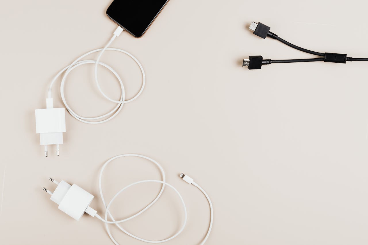 Що таке USB-C простими словами: як швидко він заряджає і передає дані
