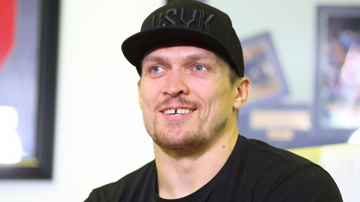 Усик та футбольні легенди у Лісабоні: якою буде головна інтрига поєдинку