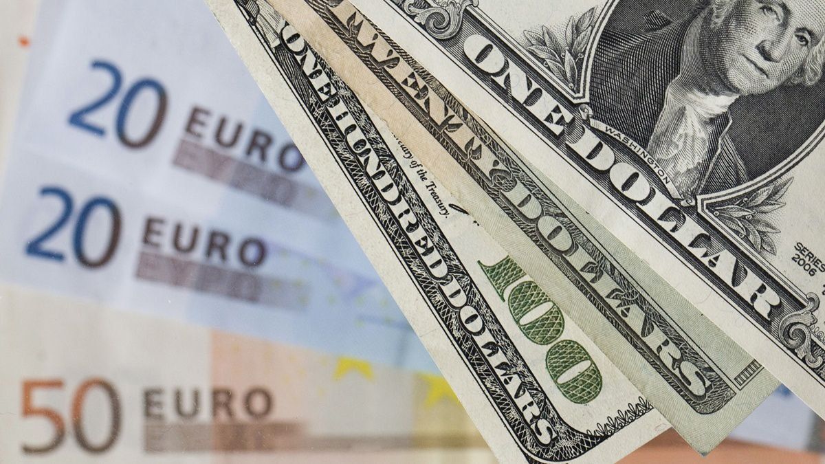 Курс валют на 26.09.2025: скільки коштують долар, євро і злотий