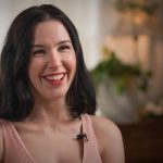 OnlyFans-модель оголосила нагороду у 100 000 доларів за чоловіка для поліаморії: які вимоги Аелли до ідеального партнера