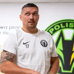 Олександр Усик на футбольному полі в Португалії: який рахунок та скільки грошей вдалося зібрати