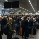 Чому стався масштабний кіберзбій у європейських аеропортах та коли відновиться обслуговування
