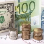 Курс валют на 24.09.2025: скільки коштують долар, євро і злотий