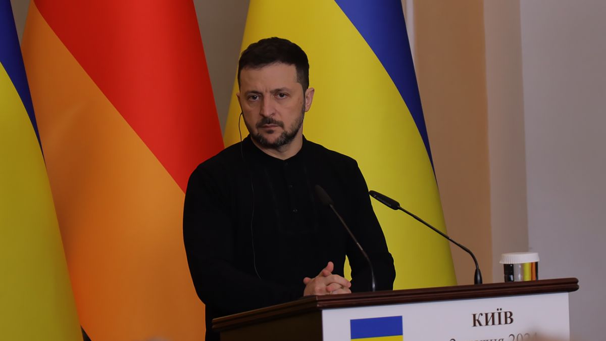 Зеленський йде на другий термін: чутки, спростування та реальні наміри президента