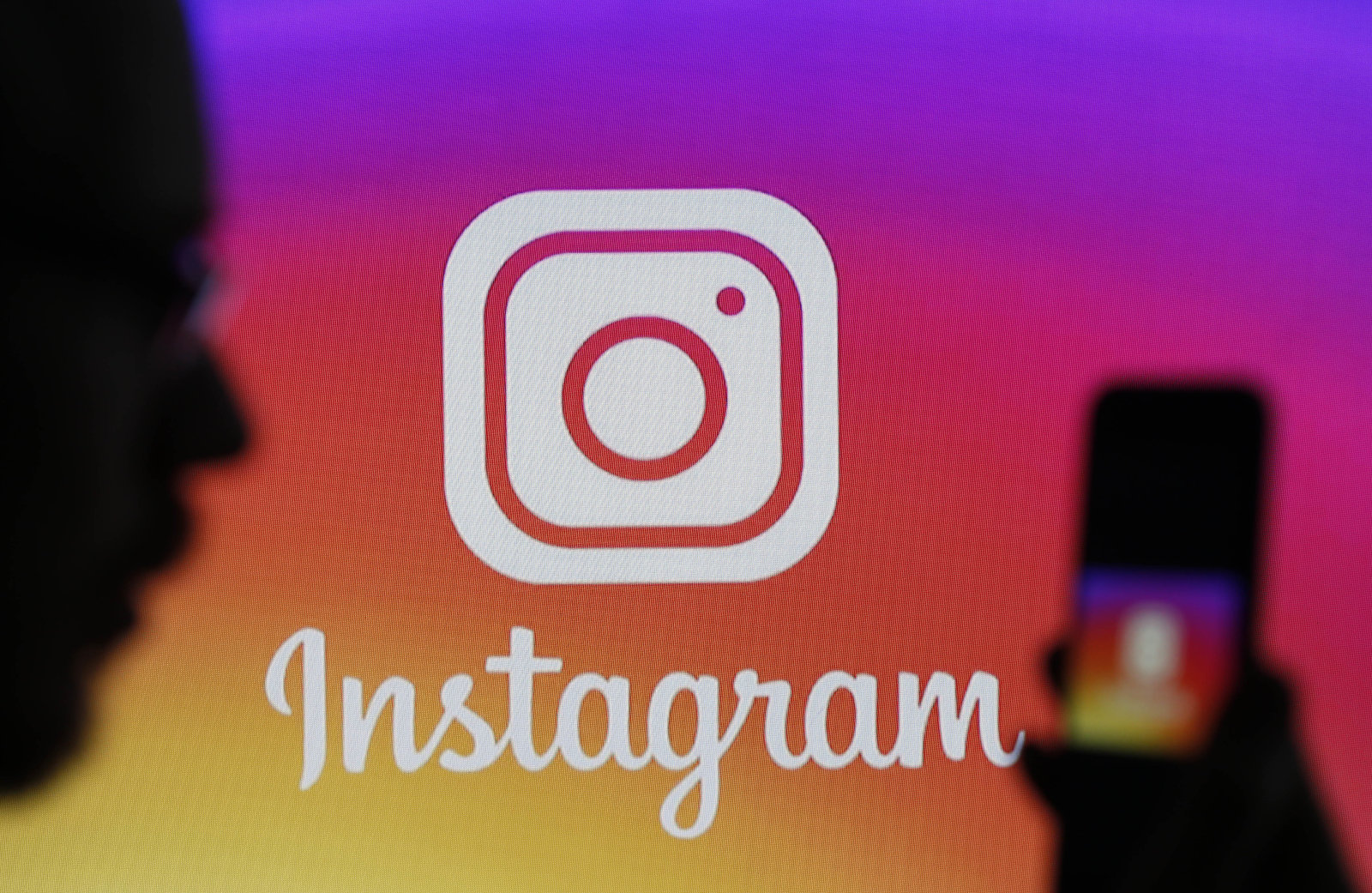 Instagram додав функцію «магічного пензлика»: як редагувати сторіс за секунди