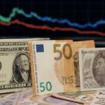 Курс валют на 17.10.2025: скільки коштують долар, євро і злотий