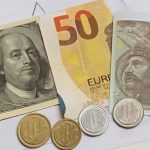 Курс валют на 30.10.2025: скільки коштують долар, євро і злотий
