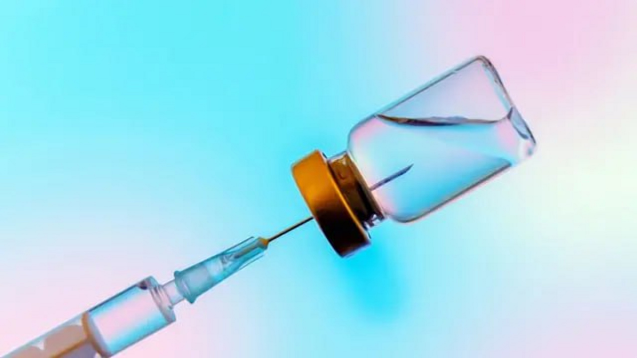 Вчені створили вакцину, яка зупиняє рак у 88% випадків: коли препарат стане доступним людям