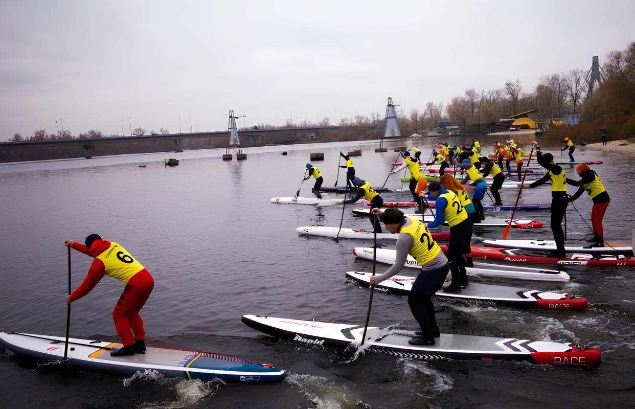 Hot November Race 2025 у Києві 15 листопада: як потрапити на останнє змагання сезону SUP-бордингу та скільки коштує участь