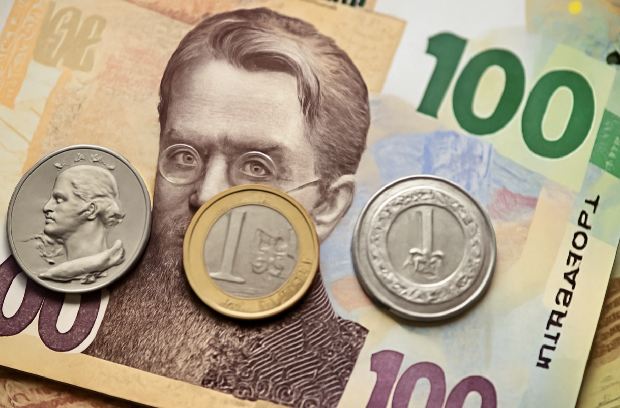 Курс валют на 26.11.2025: скільки коштують долар, євро і злотий