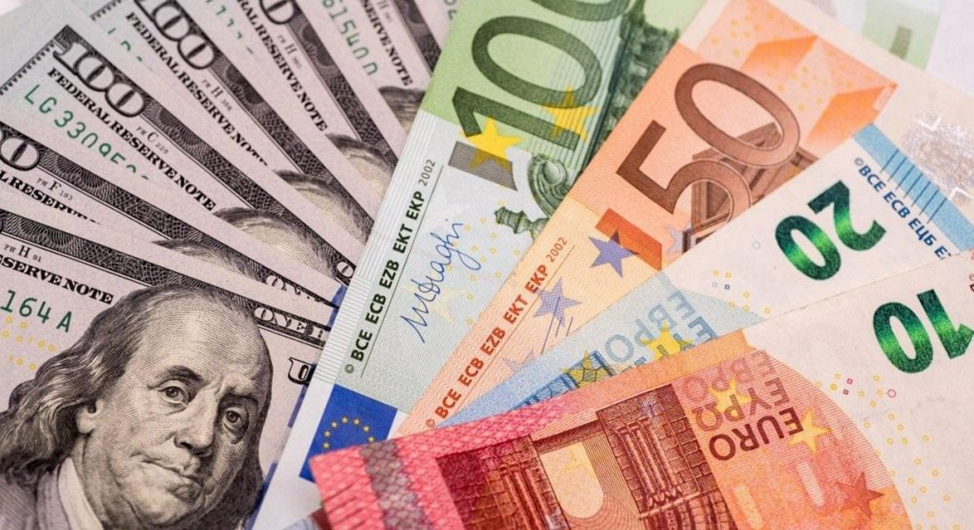 Курс валют на 21.11.2025: скільки коштують долар, євро і злотий