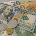 Курс валют на 3.12.2025: скільки коштують долар, євро і злотий